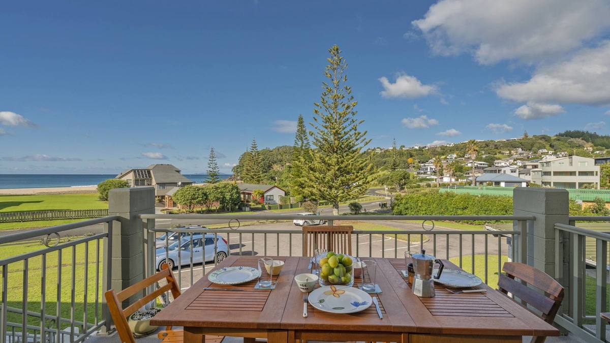 Onemana Cottage | Sea Views Apartment - Onemana Apartment