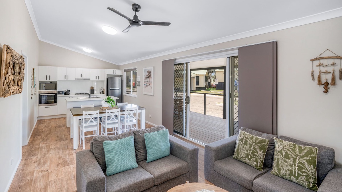 Eurong House | Seabreeze Cottage. Brand new beach house, 500m from the beach.