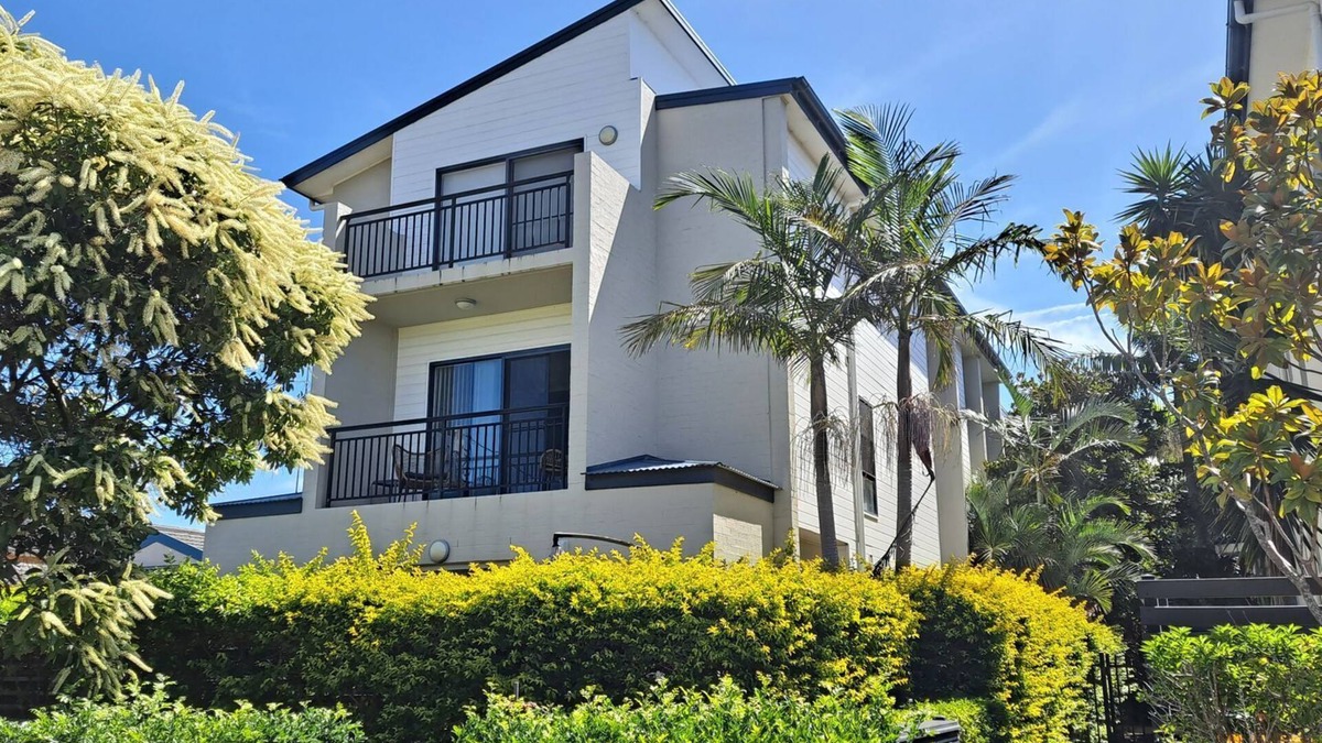 Tuncurry Apartment | Seachange 5 -If your ready to embrace the seachange lifestyle of Tuncurry, this apartment is for you