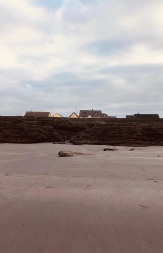 Quilty House | Seafield House at the beach