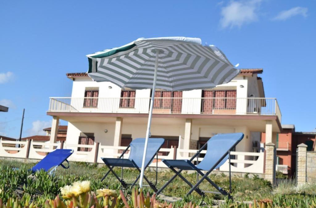 Torvaianica Apartment | Seafront apartment 2 in Villa near Rome
