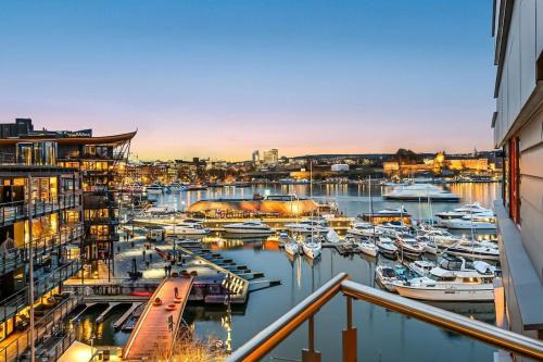 Tjuvholmen Apartment | Seafront apartment at Aker Brygge OSLO