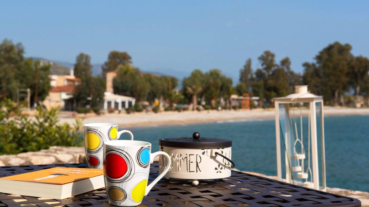 Kiveri Apartment | Seafront apartment in Kiveri, near Nafplion.