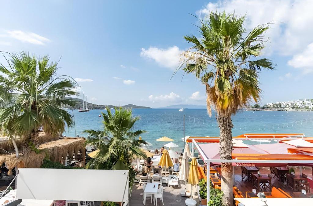 Bitez Hotel | Seafront