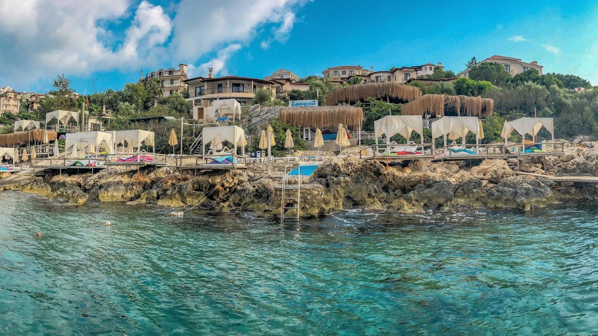Kas Villa | Seafront Villa with own beach platforms and pool on the Peninsula.
