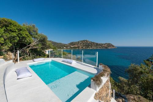 Torre delle Stelle Villa | Seafront Villa with private pool