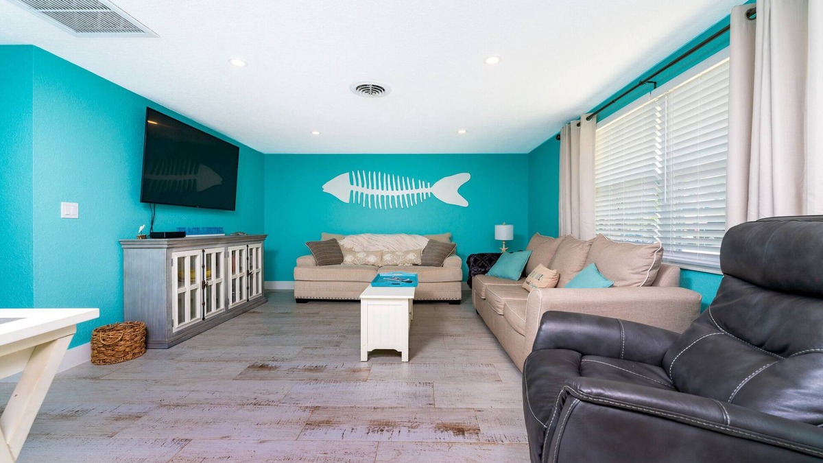 Englewood Villa | Seaglass Inn at the Beach Shack Just one block from the beach!