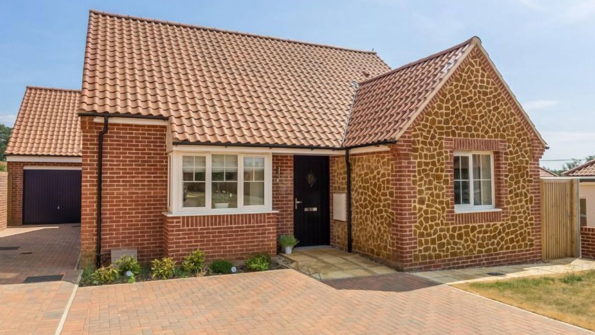 Heacham House | Seagrace, Heacham, Norfolk
