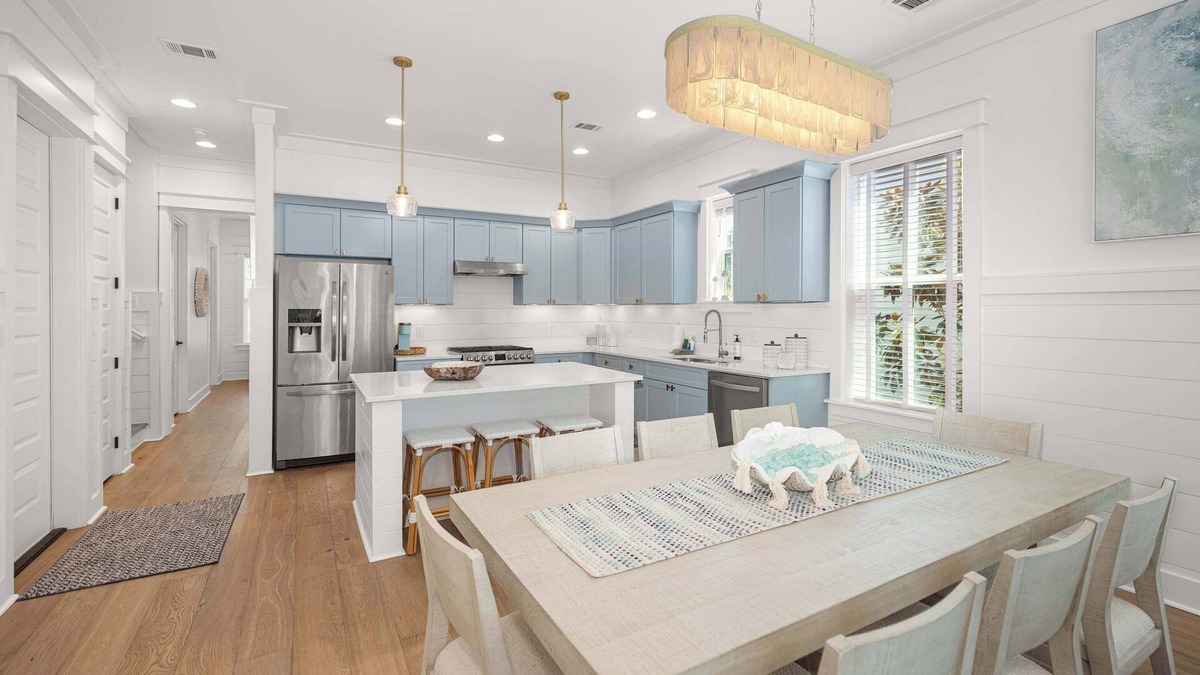 Greenway Park House | Seagrove Escape | Refreshed + Shared Pool