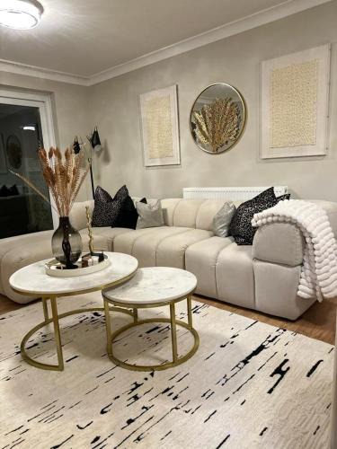 Blandford Saint Mary House | Seahaven in Sandbanks