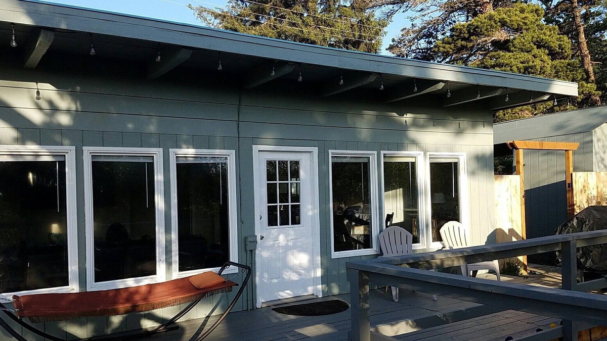 Seal Rock Cottage | Seal Rock Perch Getaway