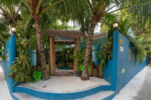 Ukulhas House | SeaLaVie Inn