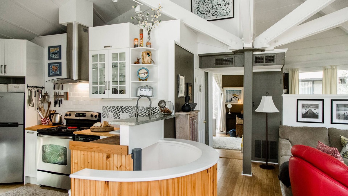 Sea Pines House | SeaLoft in the woods, close to the beach.