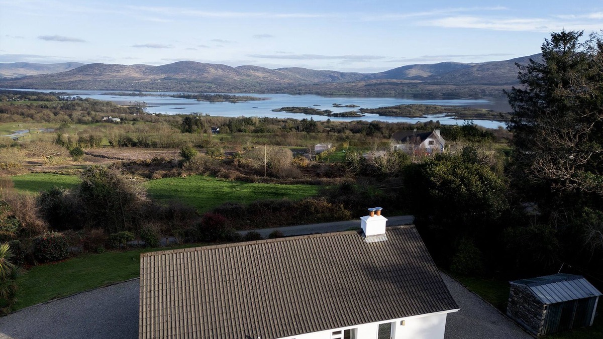 Templenoe Condo | Seanacnoc Cottage overlooking Kenmare Bay