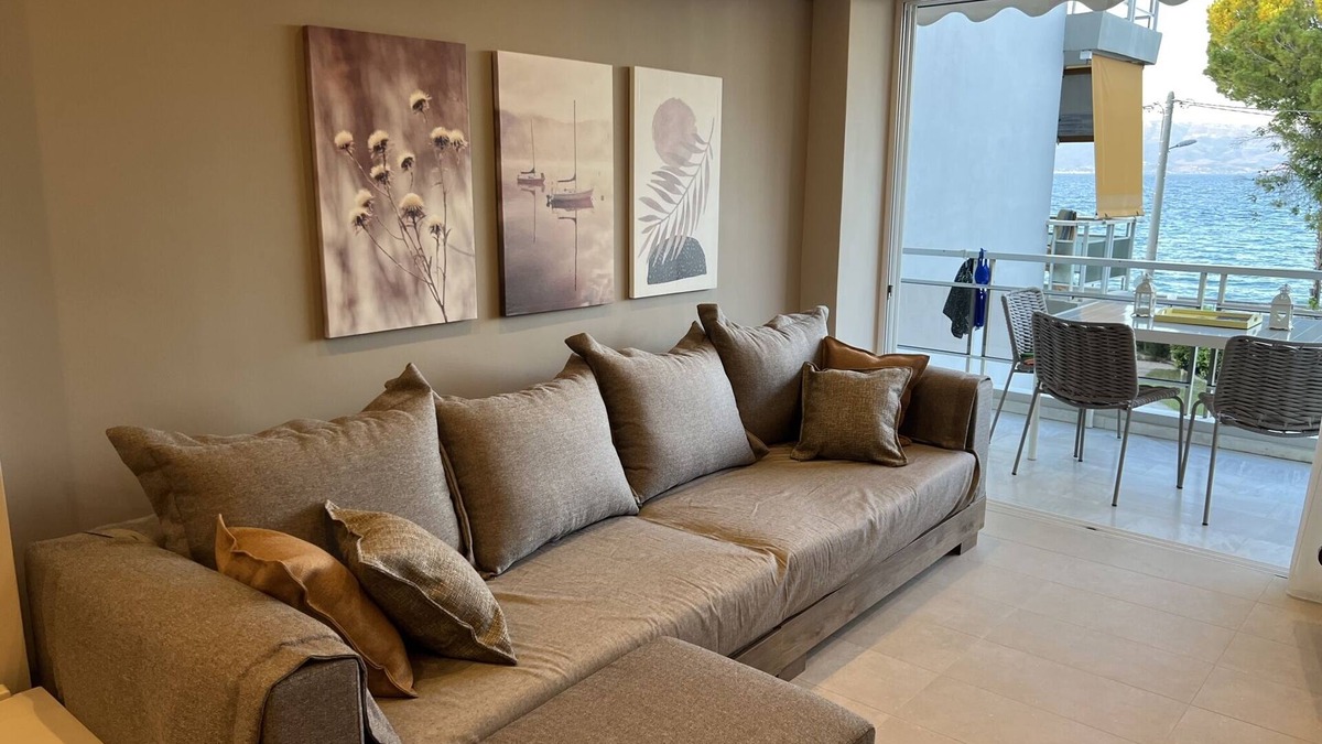 Oropos Apartment | SeaNfinity Spotless, 1BR Apt with Beach View