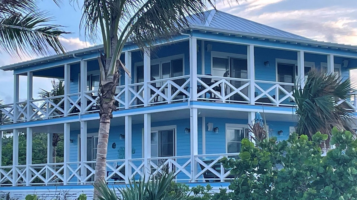 Hope Town House | SeaRenity Pool & Dock Slip W/Spectacular Views of the Atlantic & White Sound
