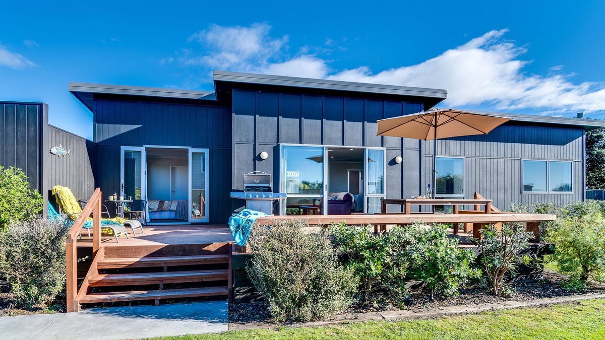 Waimarama House | SeaRenity - Waimarama Holiday Home