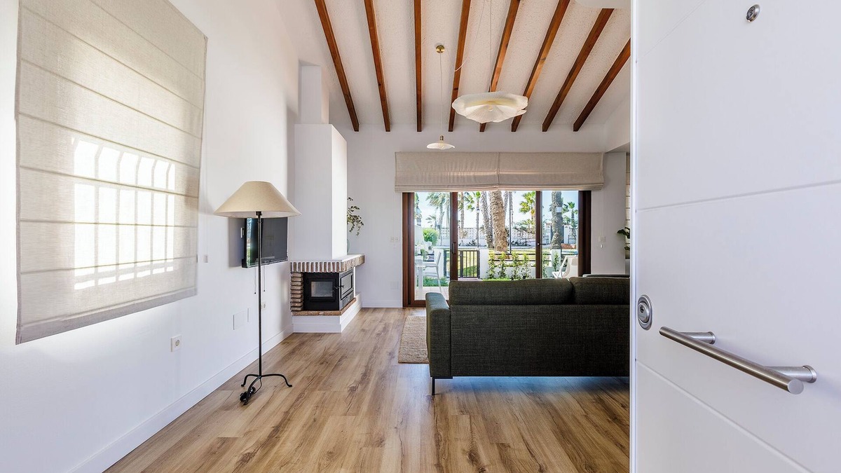 Caleta de Velez House | SEAS - TRAIÑAS