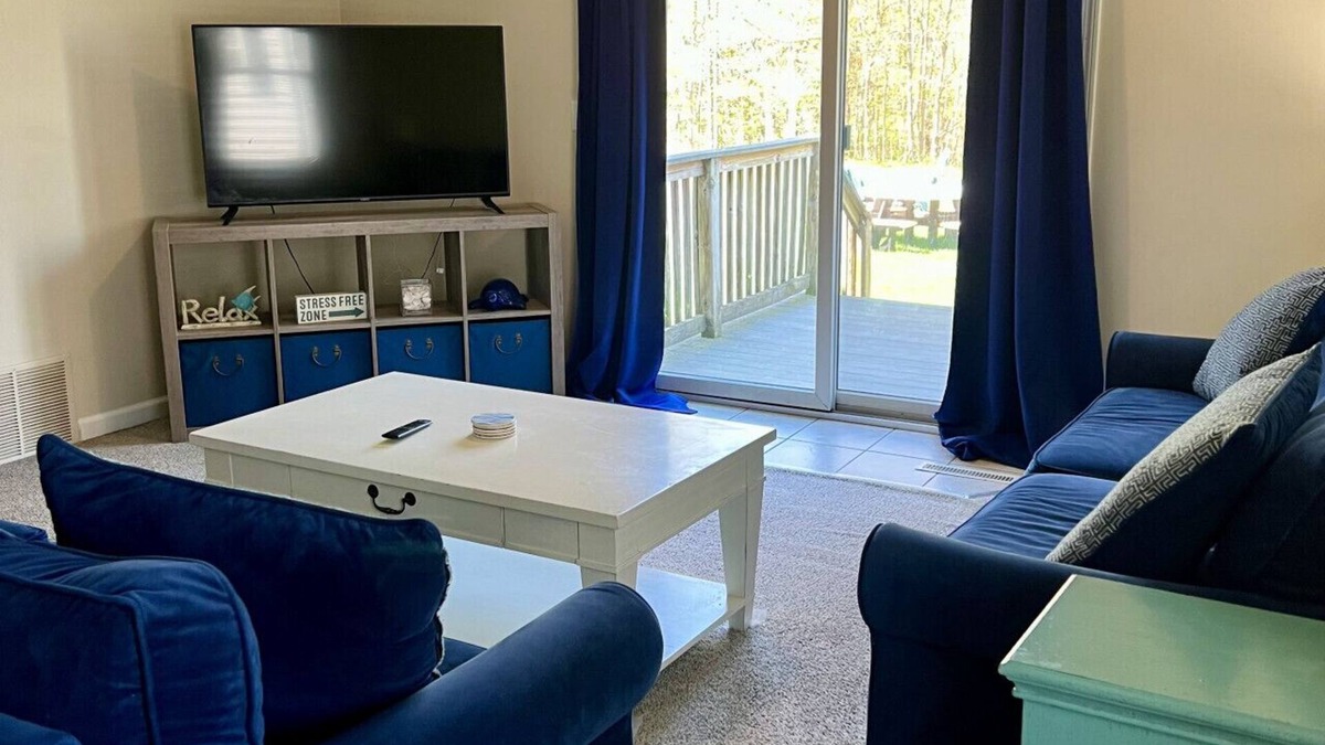 Geneva-on-the-Lake Apartment | Seascape Townhome #67- Sunset Vacation Rentals