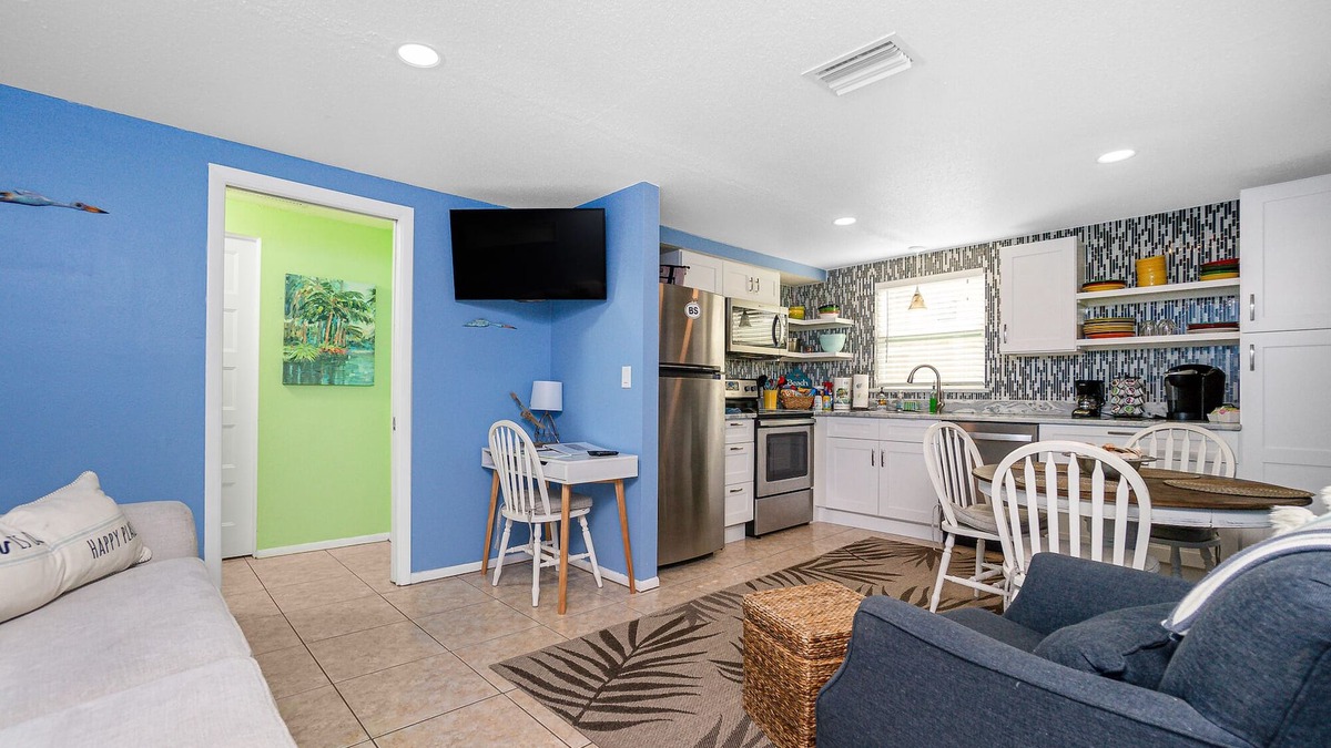Englewood Villa | Seashell Shanty at The Beach Shack! Come On Down!