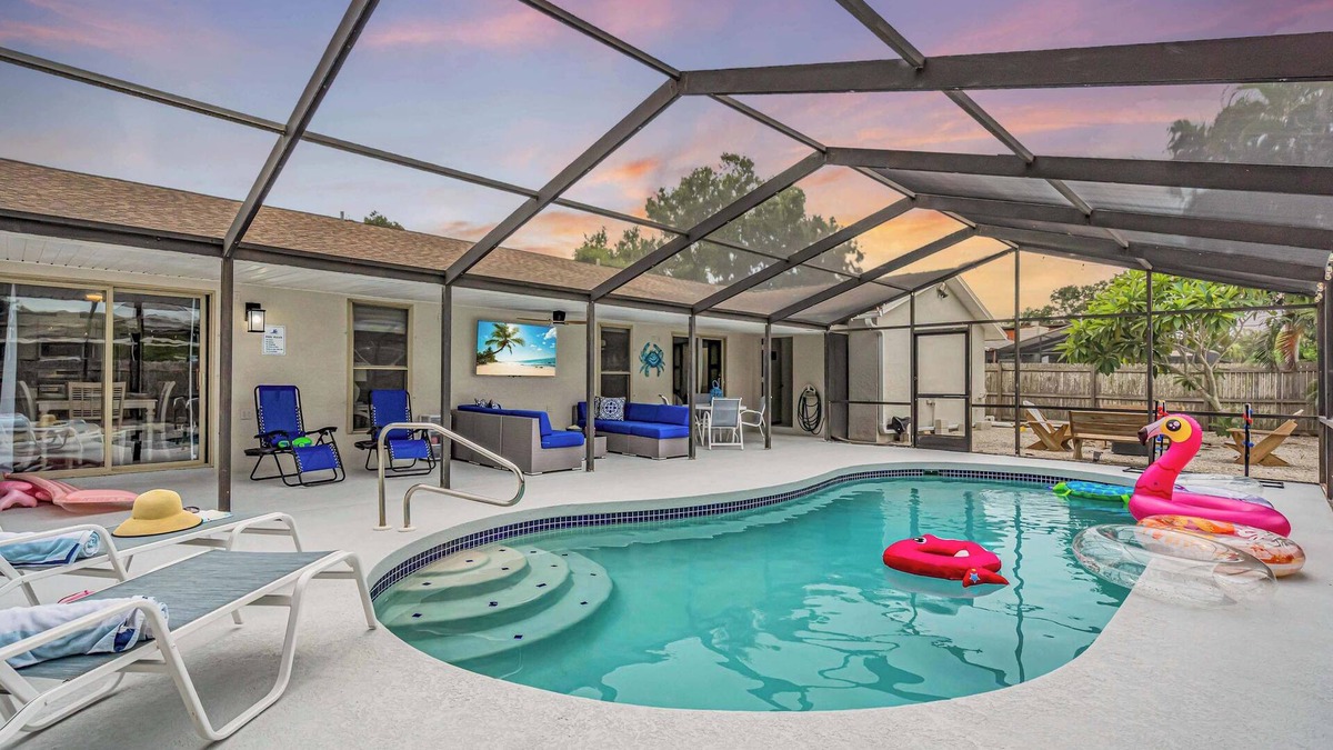 Whitfield House | Seashells & Sunshine – Pool, Games, AMI Beaches