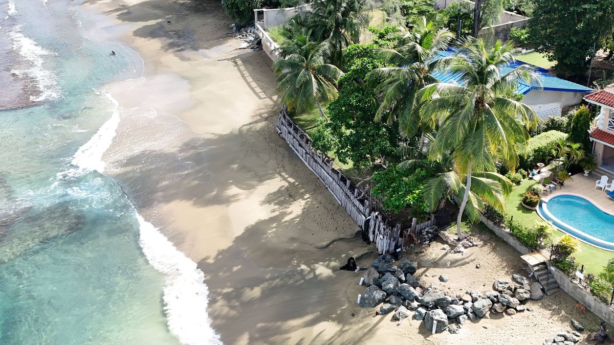 Black Rock Villa | Seaside 3-BR Apartment Style Villa Black Rock- Pride of Courland Tobago
