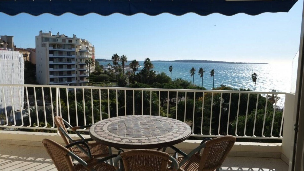 Cannes Old Town Apartment | Seaside 3-room apartment - 65m² JB157