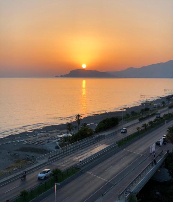Mahmutlar Apartment | Seaside Apart Cebeci 8