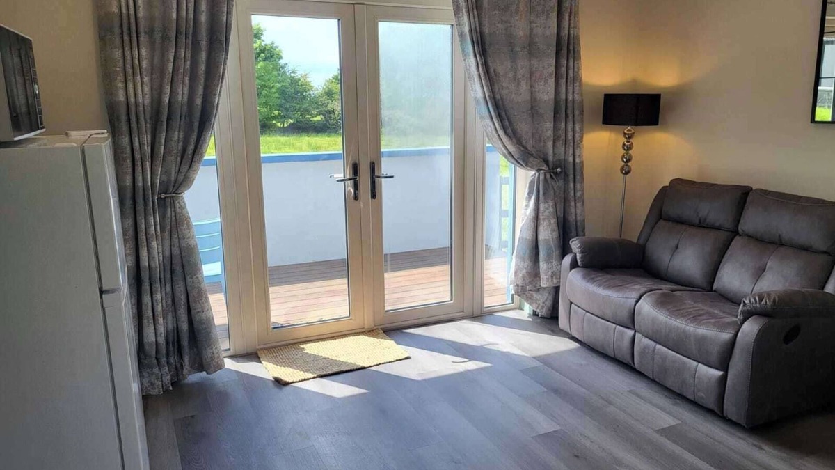 Keadue Apartment | Seaside Apartment- Sligo- Pet Friendly