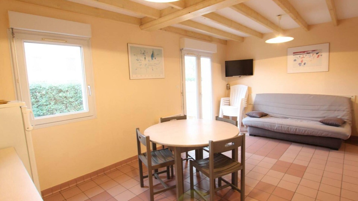 Omonville-la-Rogue Cottage | Seaside Cottage: Charming and Cozy with Garden, Terrace, and BBQ near Harbor