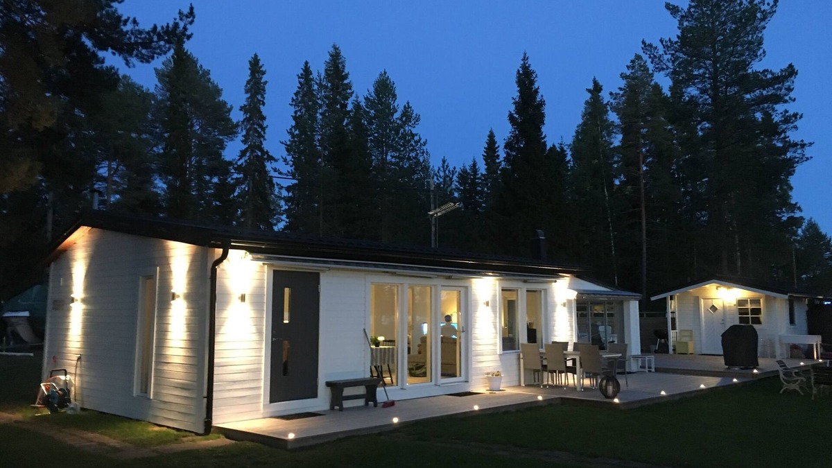 Lulea Cottage | ♥ Seaside cottage ♥ Boat fishing snowmobile running