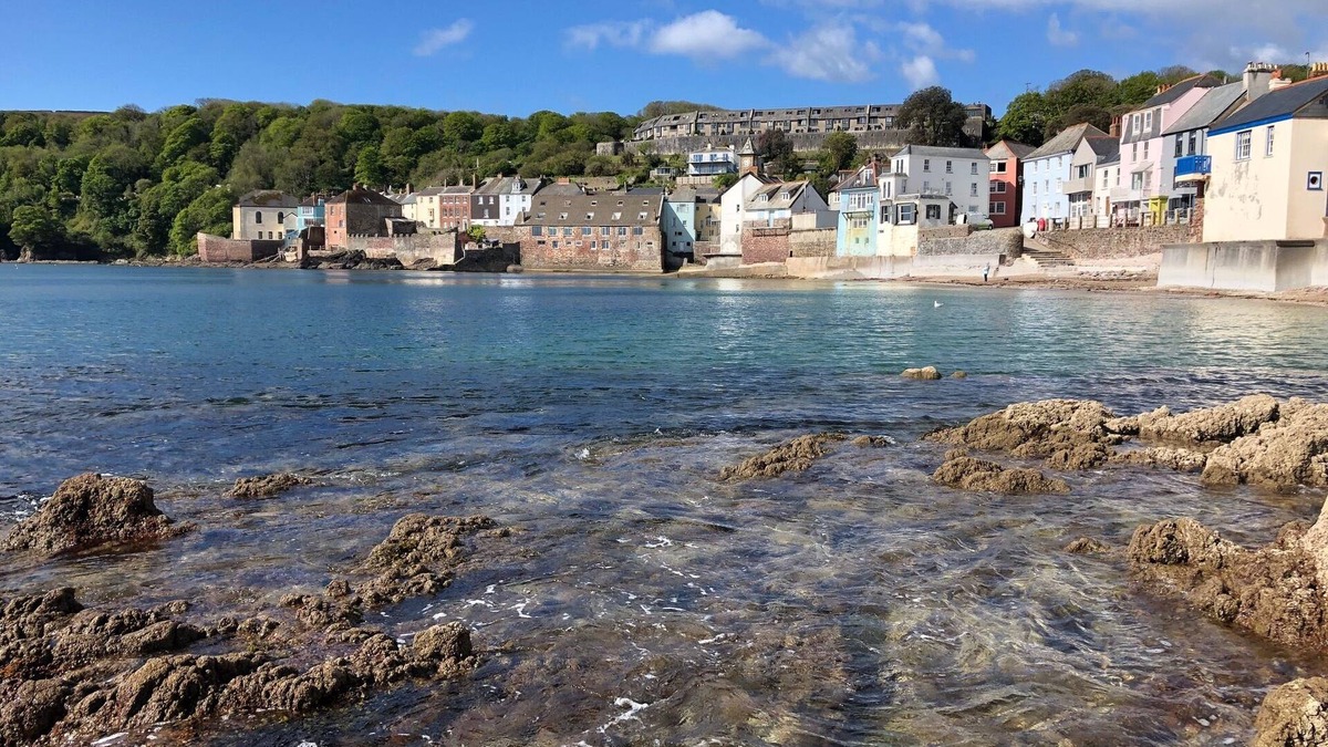 Kingsand Cottage | Seaside cottage in heart of picturesque village by the coast path and beaches