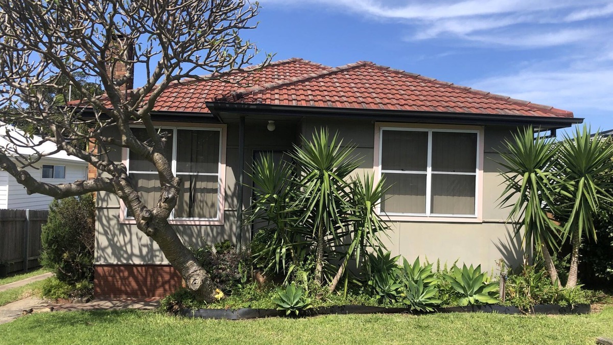 Bulli Cottage | Seaside Cottage on Bulli Beach