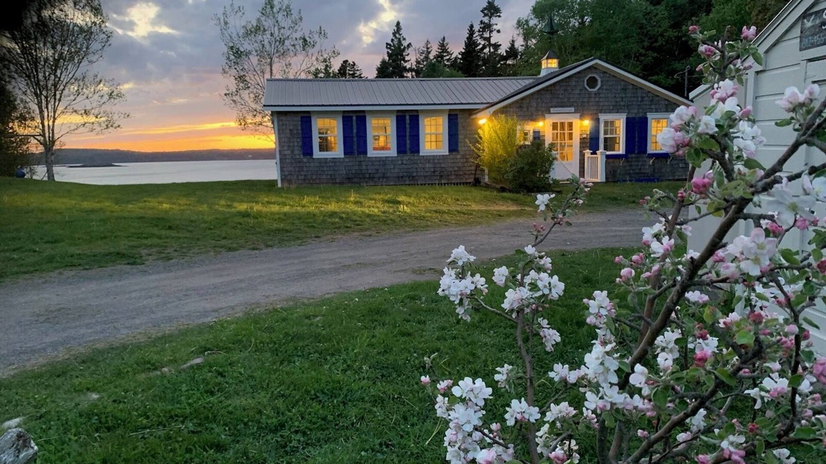 Campobello Island Cottage | Seaside Cottage With Amazing Ocean Views:NEW MASTER BR,LR, Screened Porch,DECKS