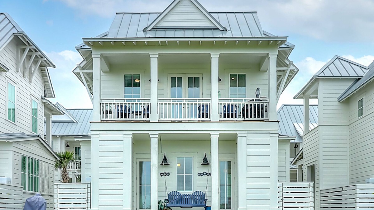 Port Aransas Cabin | Seaside Cottage with resort pools, golf course views, & beach gear