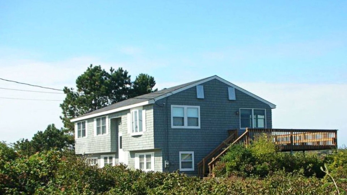 Biddeford Pool House | Seaside Escape on Biddeford Pool’s nCharming 4-Bedroom BOOK NOW FOR 2026