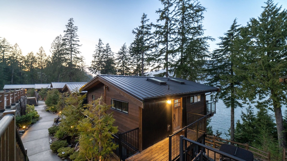 Port Renfrew House | Seaside Haven | Port Renfrew | Private Hot Tub with Ocean View!