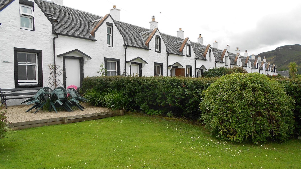 Catacol Cottage | Seaside holiday cottage , ideal for outdoor persuits or relaxing