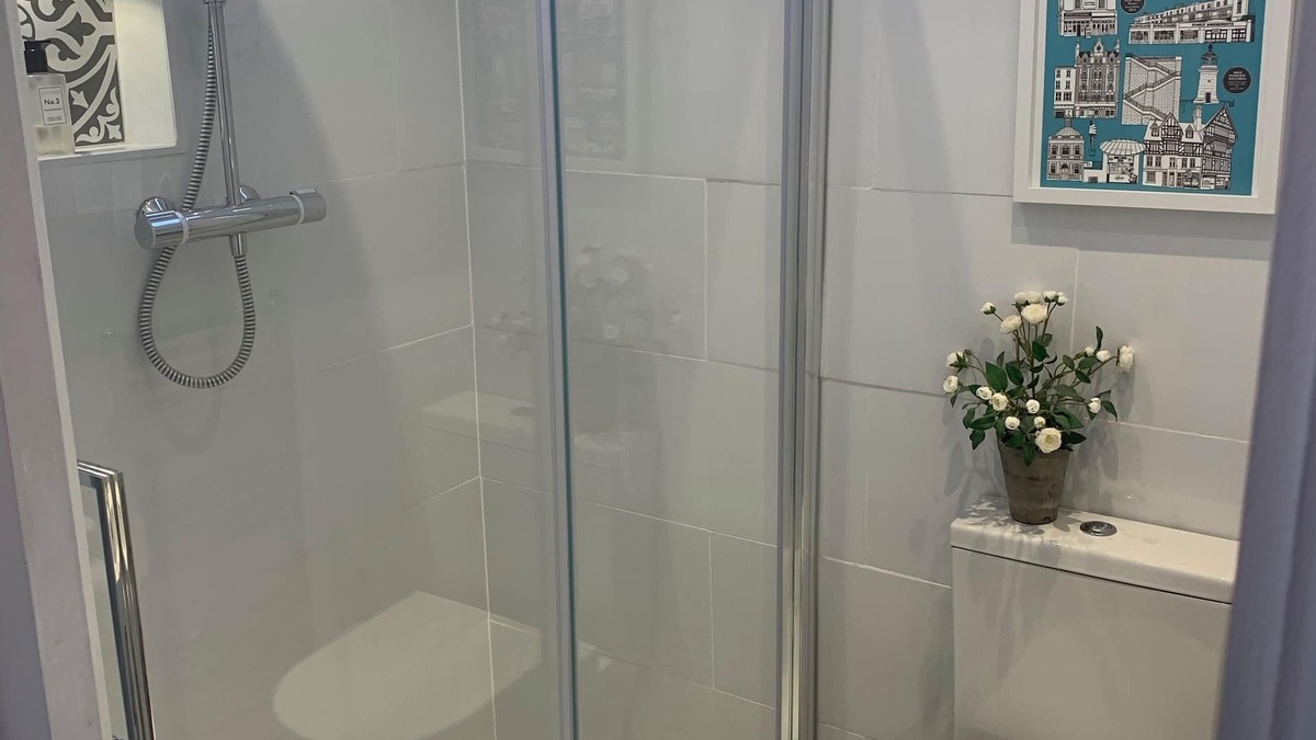 Ramsgate House | Seaside Holiday Let, Ramsgate, multi-gen, occasions, big birthdays, parking,14
