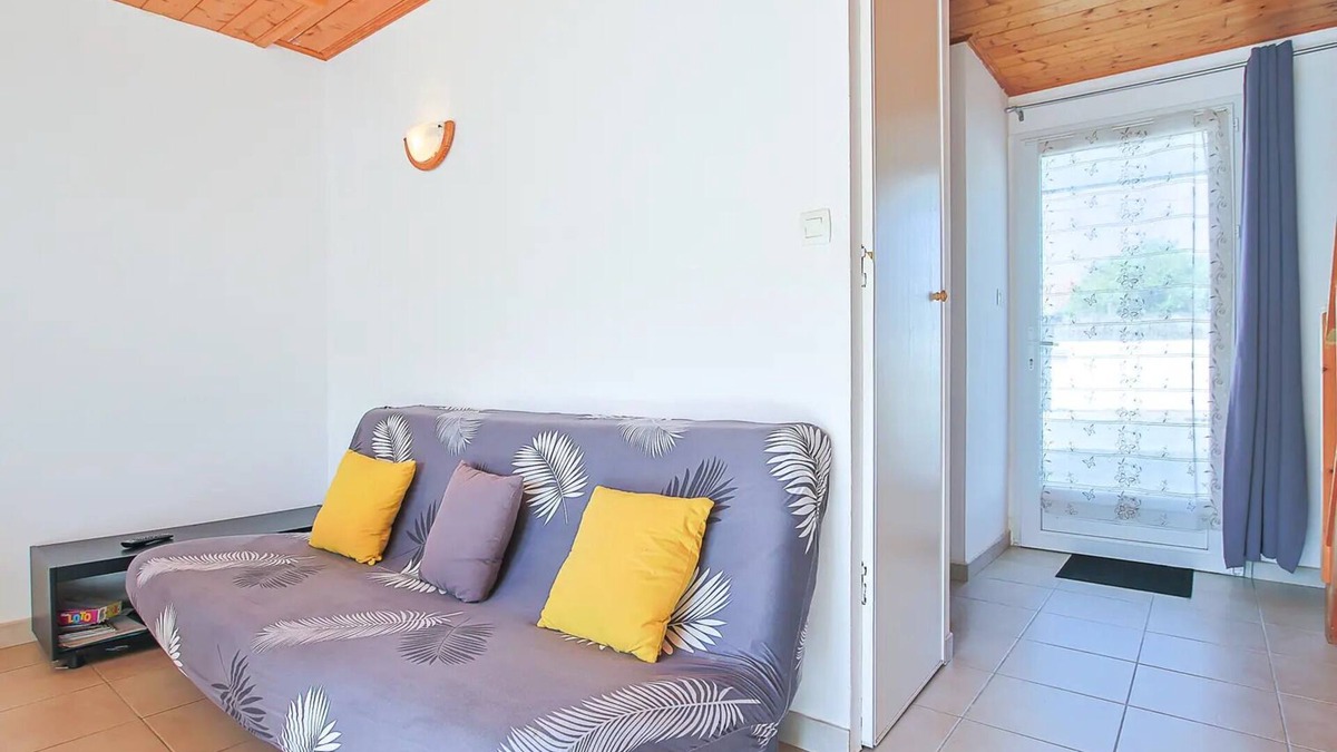 L'Epine Apartment | Seaside house