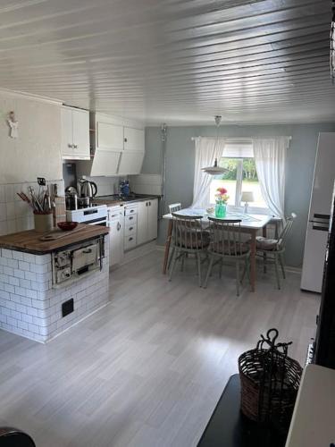 Falkenberg House | Seaside house in a old farm near Falkenberg, 500m to beach