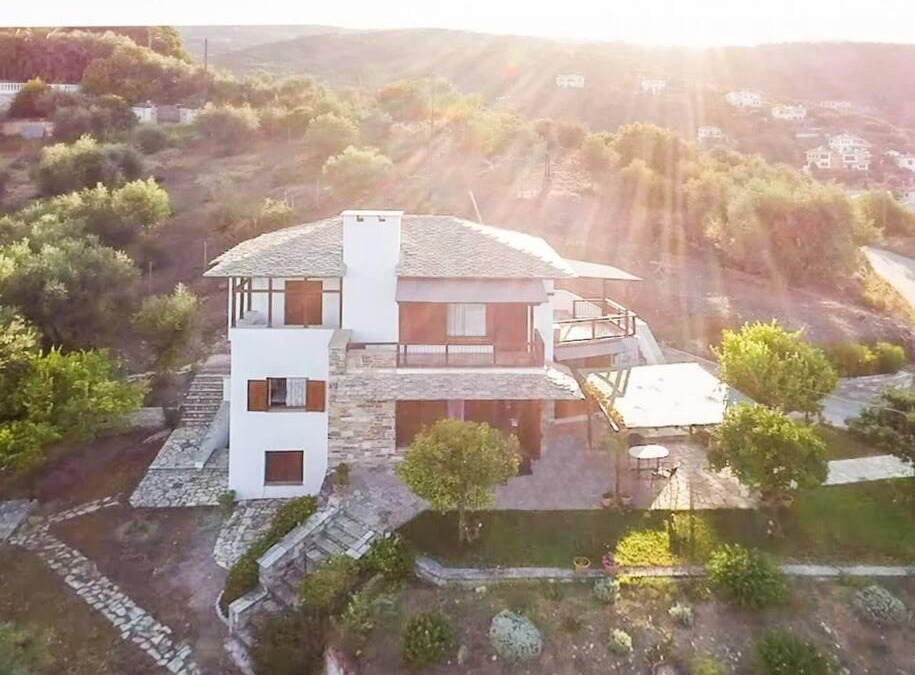 Afissos House | Seaside House with view over Pagasitikos