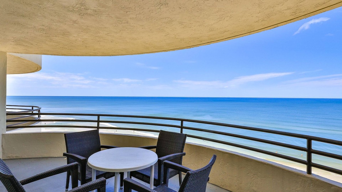 Daytona Beach Shores Condo | SEASIDE 'N' SUN Awesome Oceanfront 2/2 Condo, Large Balcony, Pool & Hot Tub