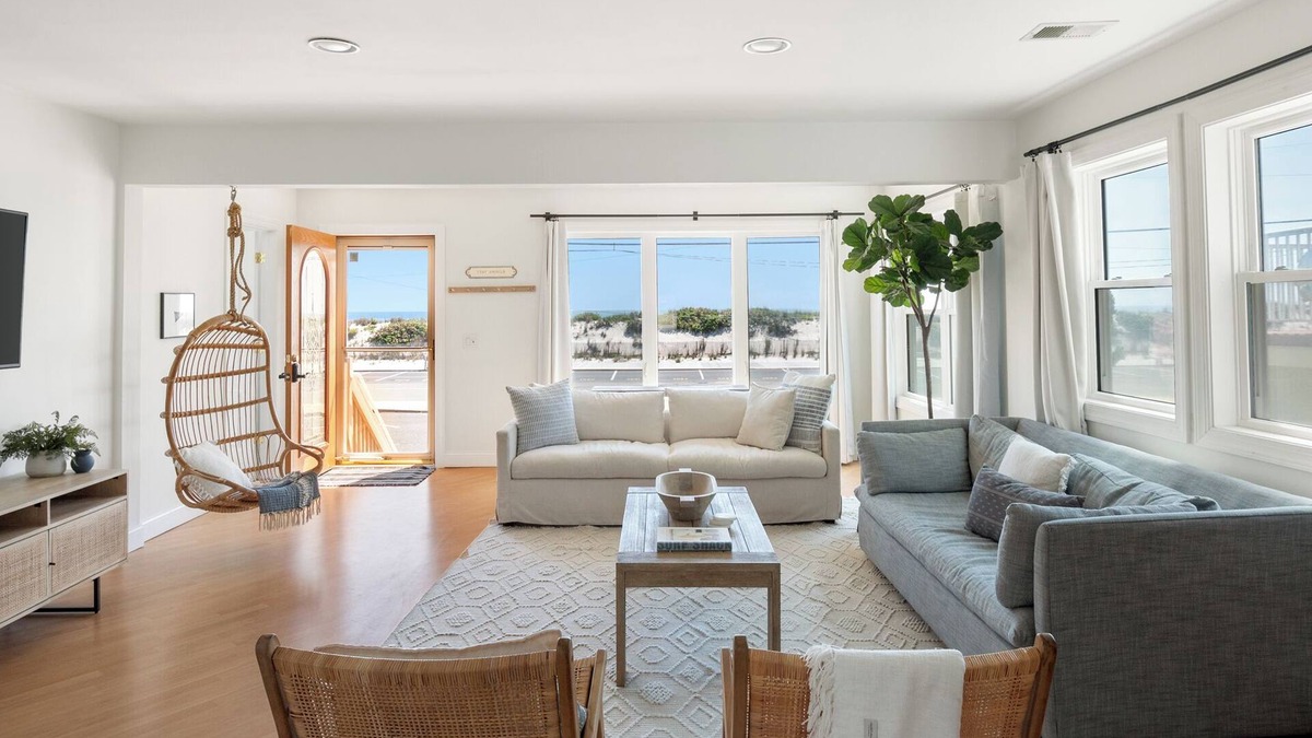 Ortley Beach Villa | Seaside park oceanfront oasis
