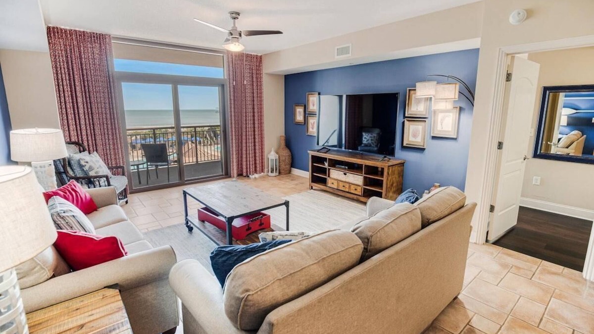 Windy Hill Condo | Seaside Retreat: 3-Bedroom Condo with Whirlpool Tub and Ocean Views