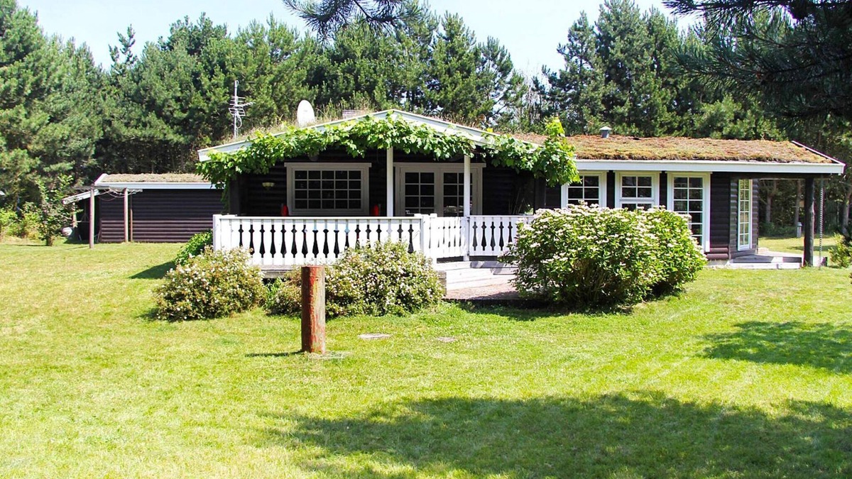Skodshoved House | Seaside Serenity at SkAdshoved-By Traum