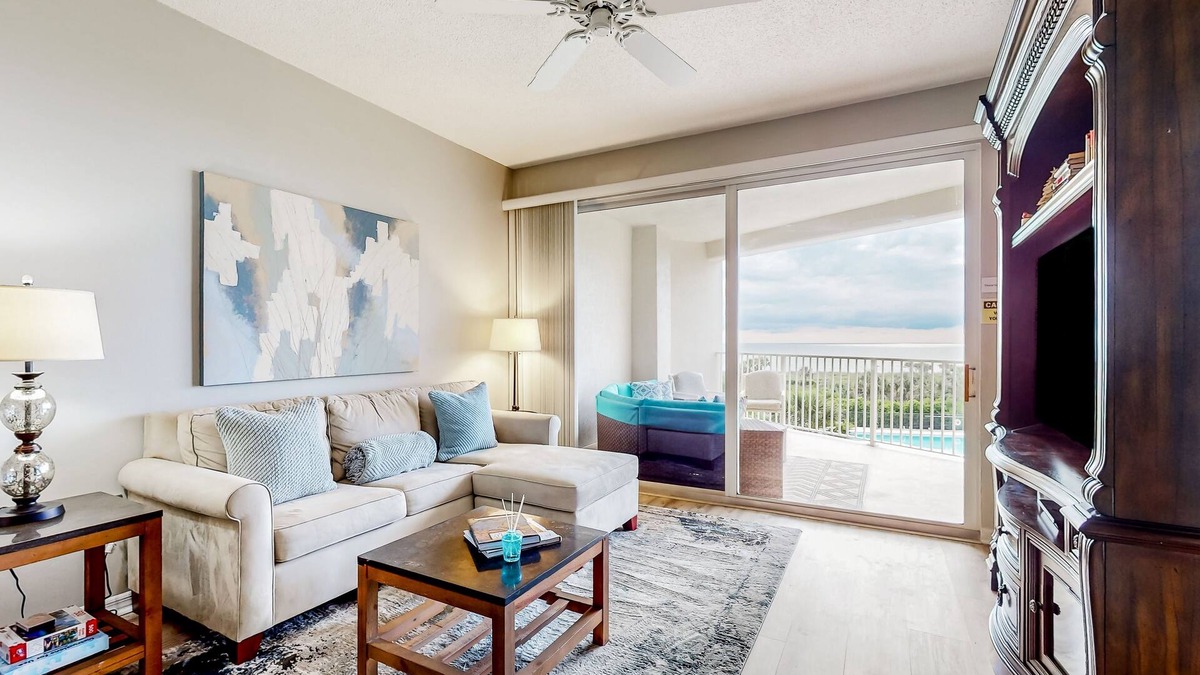 Palm Coast Condo | Seaside Serenity: Beachfront Haven in Palm Coast with resort amenities