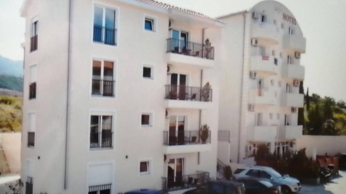 Igalo Apartment | Seaside Serenity – Fresh & Modern Apartments in Igalo - Three Bedroom Apartment