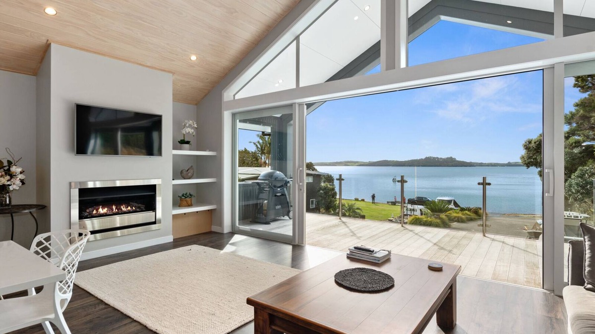 Kerikeri House | Seaside Serenity - Kerikeri Holiday Home