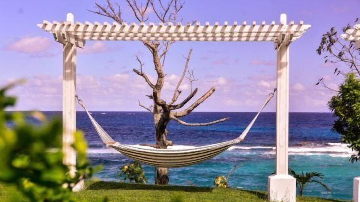 Boscobel Villa | Seaside Villa in Boscobel, St. Mary with private access to the Caribbean Sea